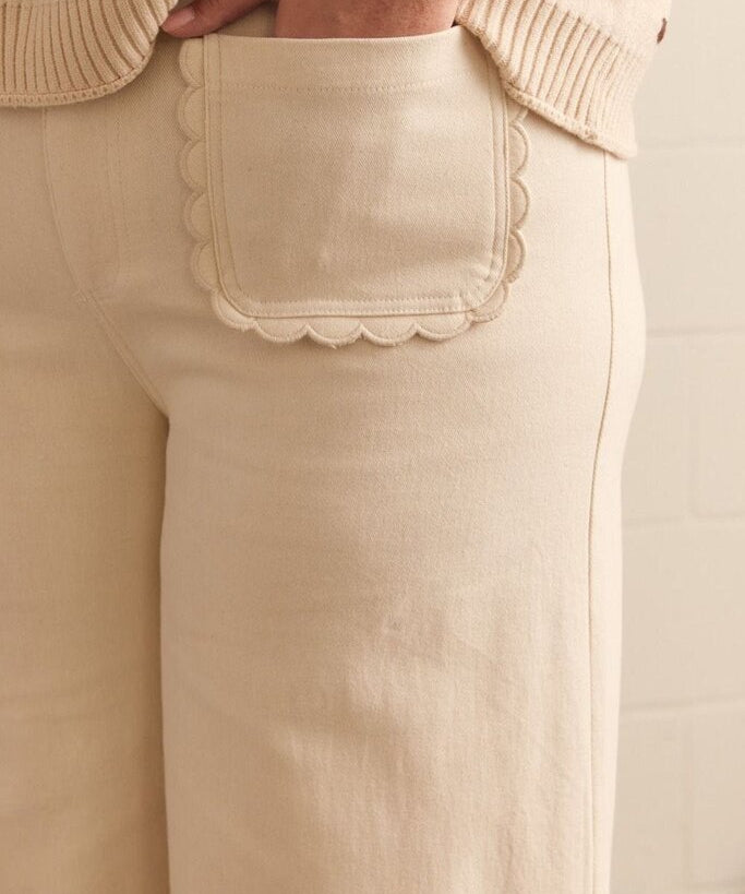 Scallop Detail Pocket Pants, Entro